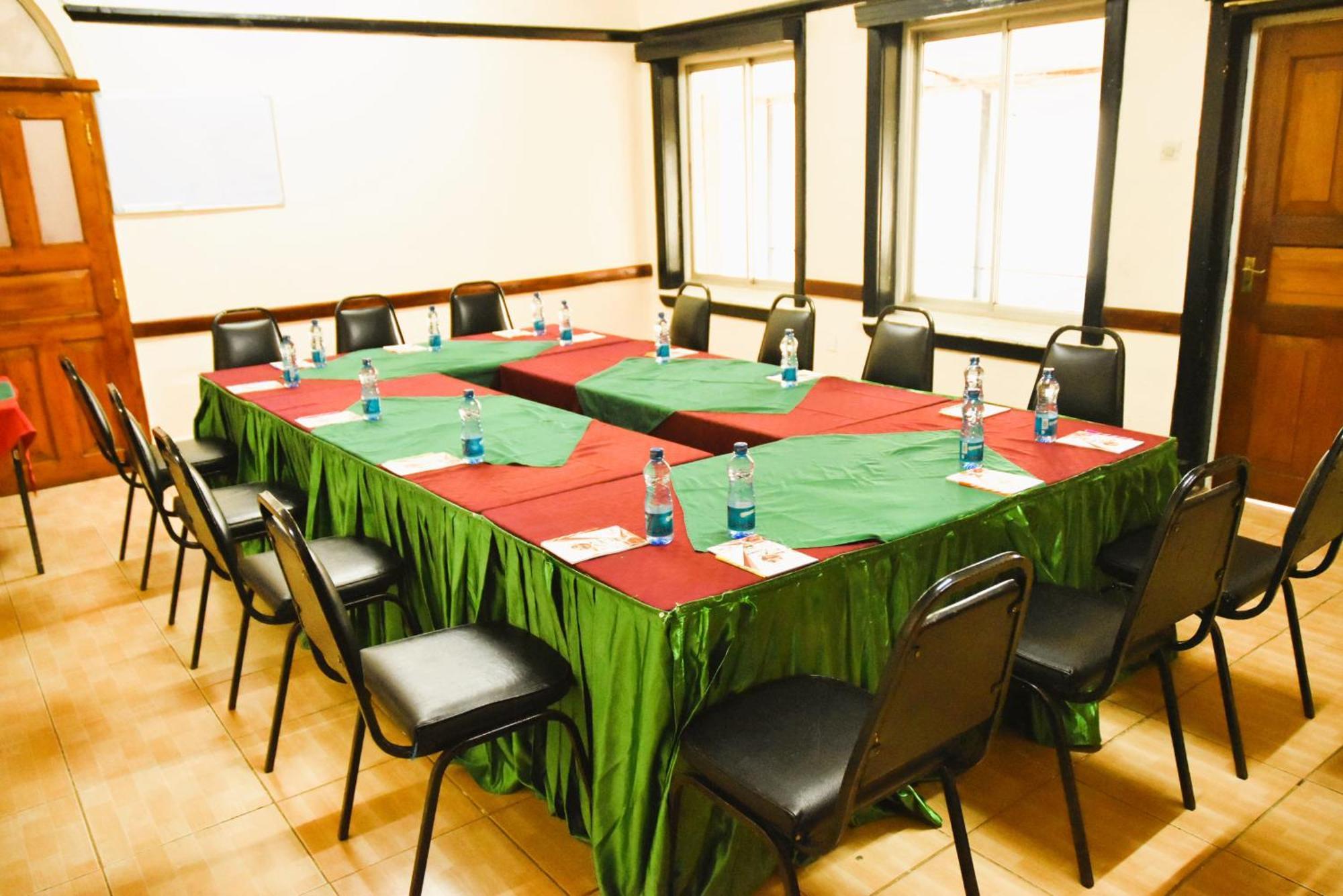 Eldoret wagon hotel Buitenkant foto