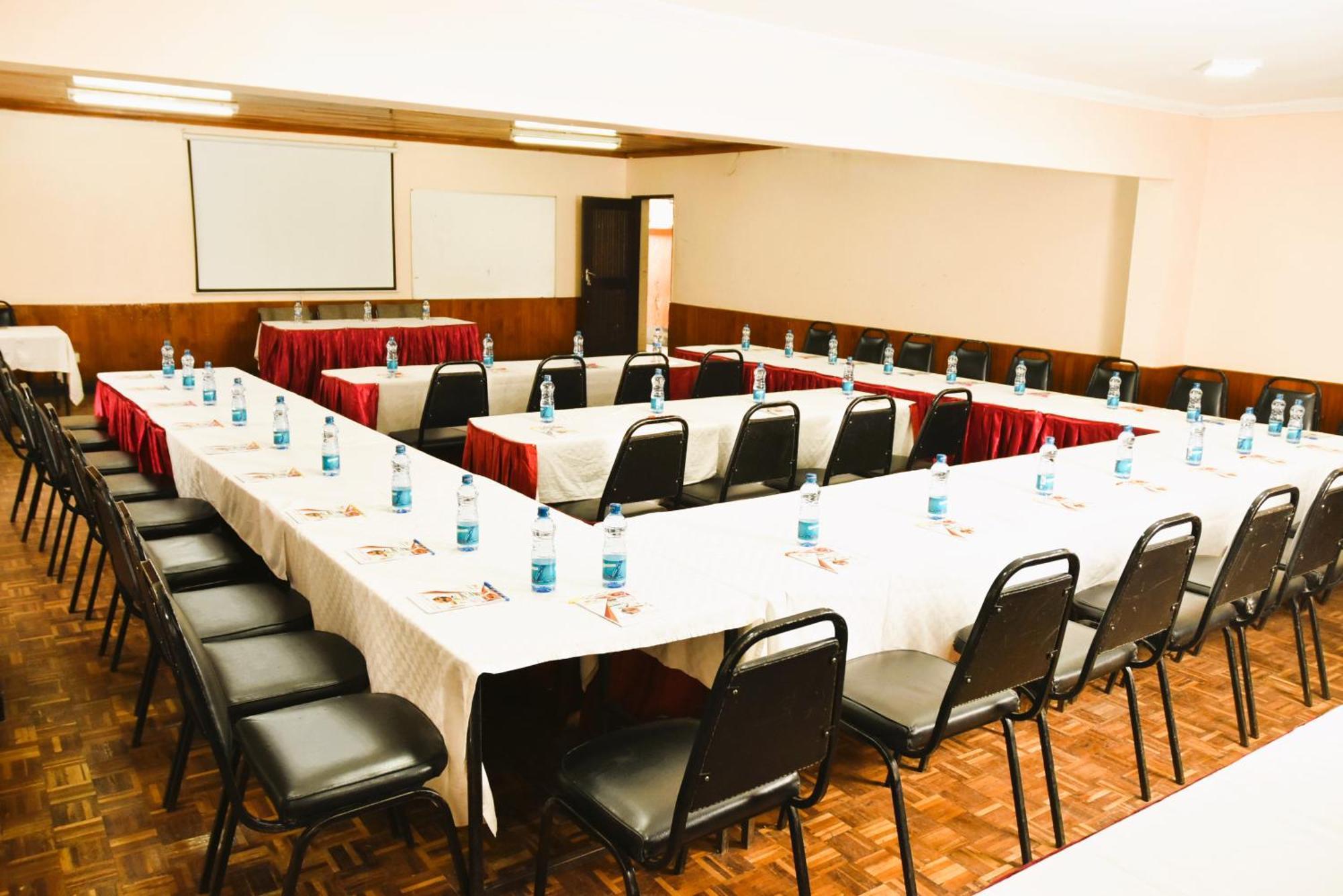 Eldoret wagon hotel Buitenkant foto
